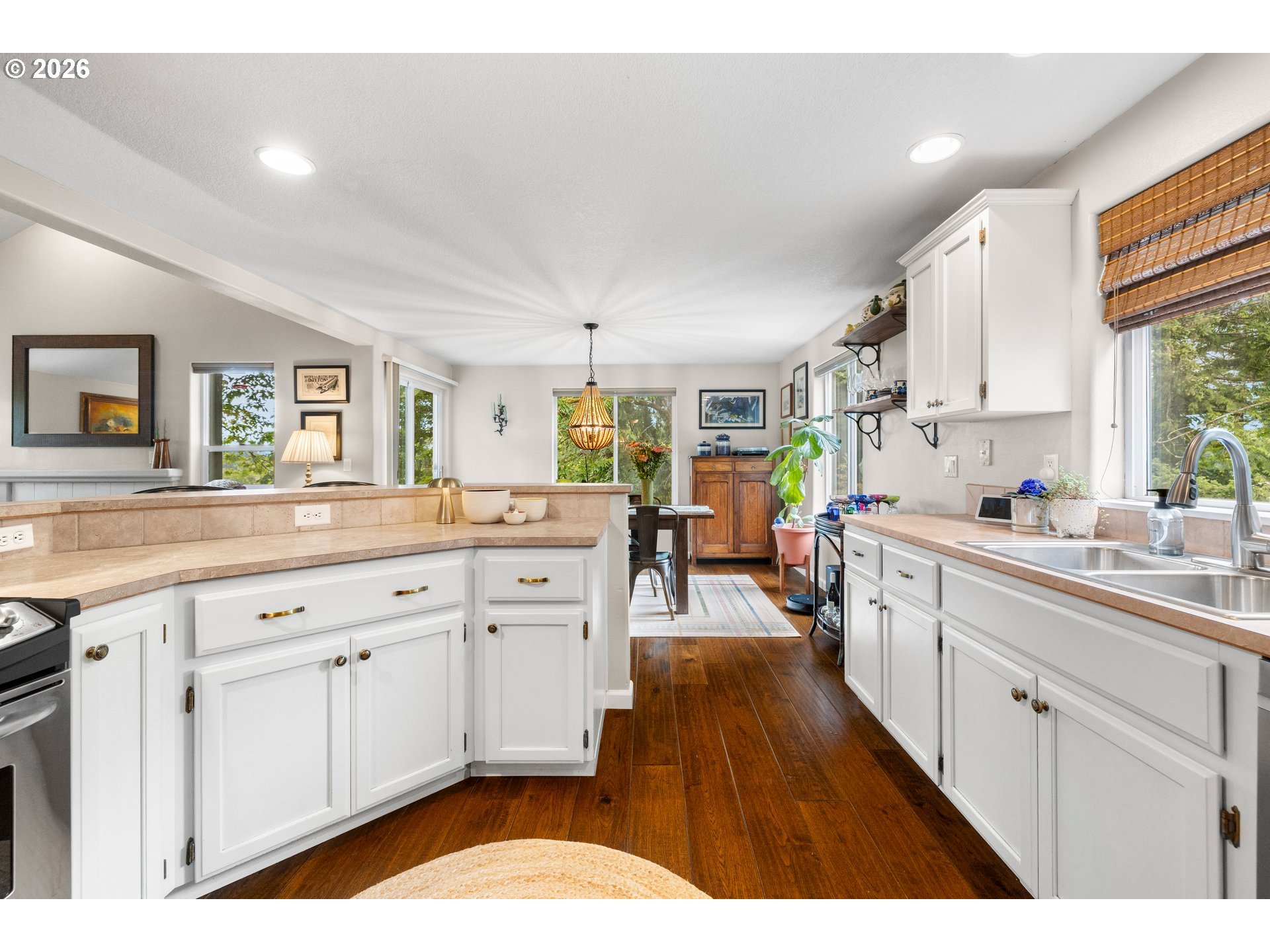 17800 Southwest Bryan Way Beaverton, OR 97007 - Photo 13 of 40