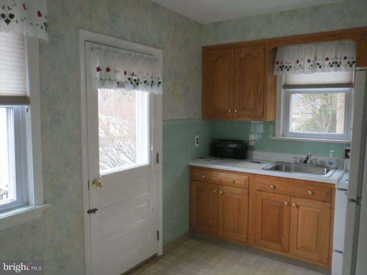 1608 Burmont Road Havertown, PA 19083 - Photo 3 of 18
