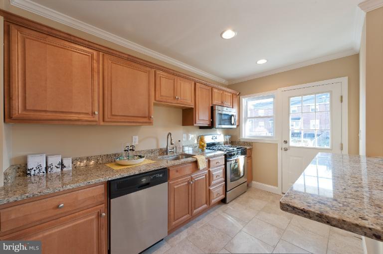 1419 Kitmore Road Baltimore, MD 21239 - Photo 6 of 19 Kitchen