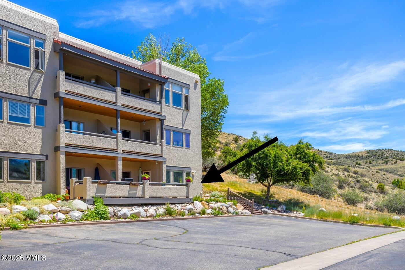 751 Singletree Road, Unit 3N Edwards, CO 81632 - Photo 4 of 38 Las Vistas N3 MLS-3 with arrow