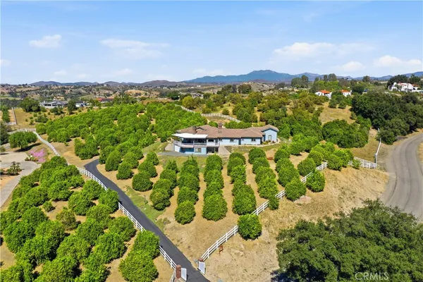 $1,399,000 | 39275 Chaparral Drive, Temecula, CA 92592