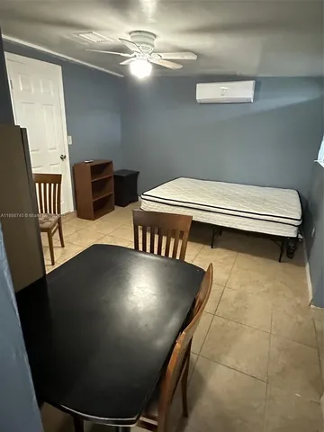 a view of a livingroom with furniture