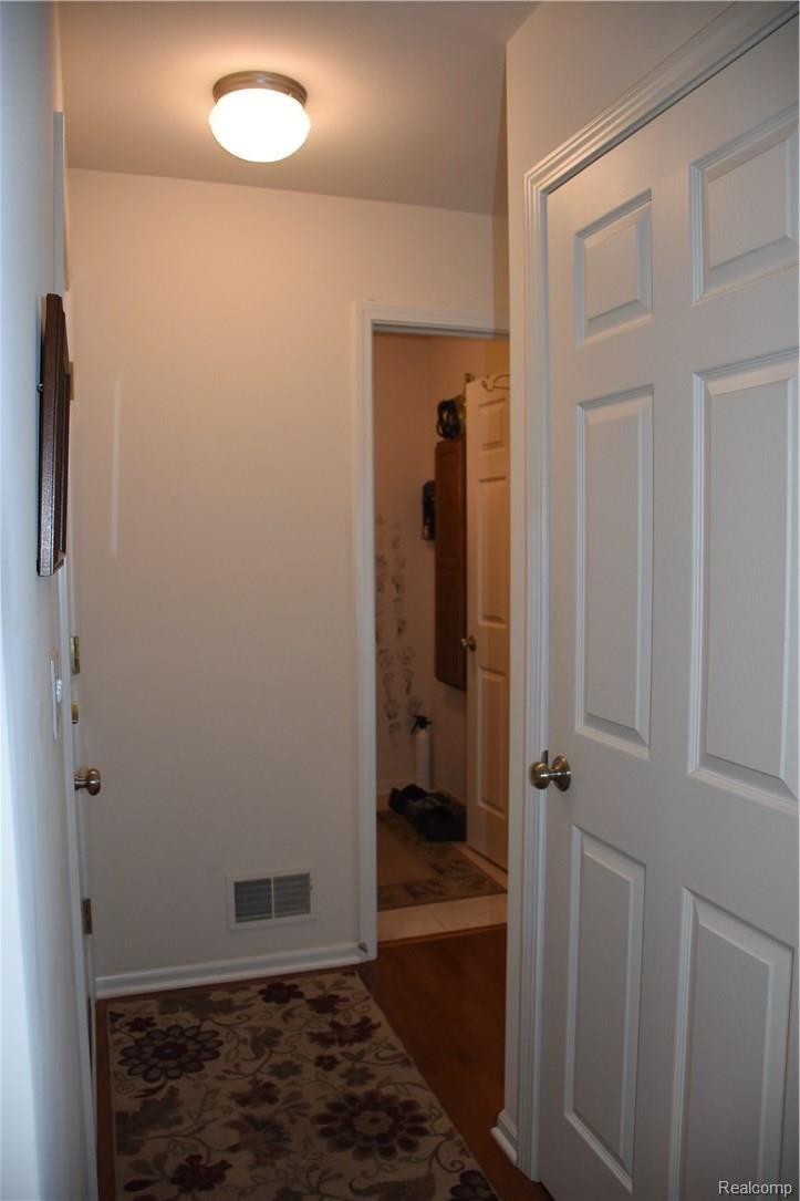 5389 Owen Road Linden, MI 48451 - Photo 34 of 72 DSC_1984.JPG