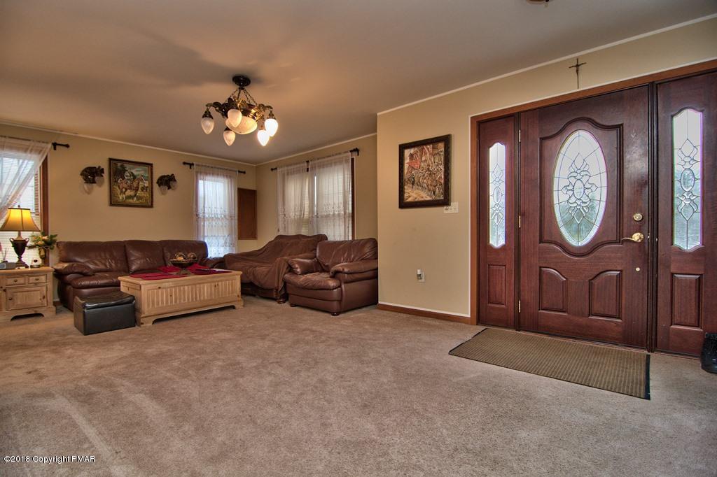 2329 Mountain Road Stroudsburg, PA 18360 - Photo 15 of 57 Living Room View 1