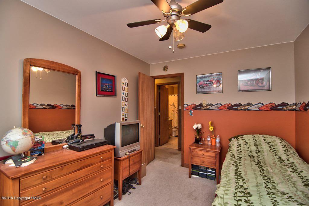 2329 Mountain Road Stroudsburg, PA 18360 - Photo 50 of 57 Bedroom 2 View 3