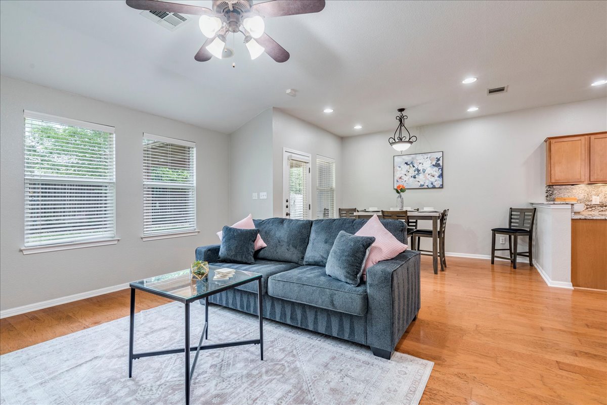 1151 Stone Rim Loop Buda, TX 78610 - Photo 7 of 35