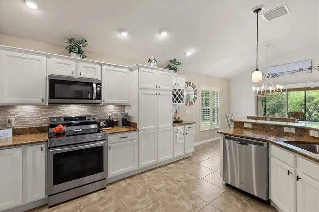 $449,990 | 10069 Lake Miona Way, Oxford, FL 34484