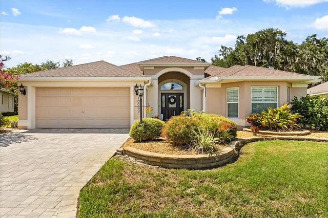 $449,990 | 10069 Lake Miona Way, Oxford, FL 34484