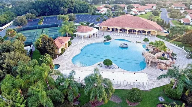 $449,990 | 10069 Lake Miona Way, Oxford, FL 34484