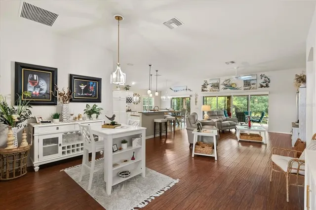 $449,990 | 10069 Lake Miona Way, Oxford, FL 34484