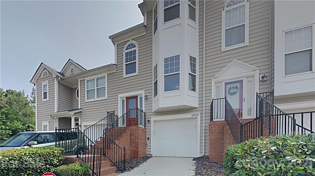 2850 Avalon Loop Road Charlotte, NC 28269 - Photo 1 of 12 Gallery Image 1