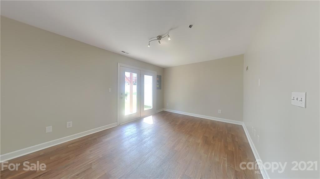 2850 Avalon Loop Road Charlotte, NC 28269 - Photo 12 of 12 Gallery Image 12