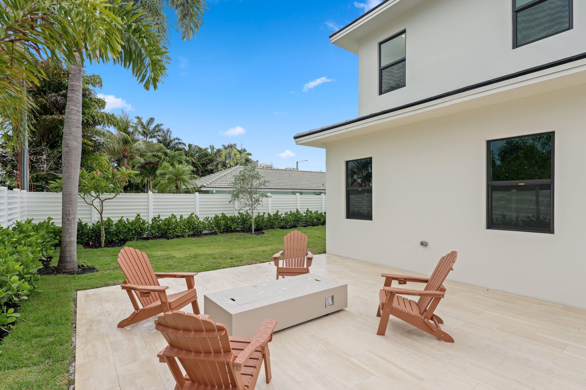 1160 Emerald Lane Riviera Beach, FL 33404 - Photo 13 of 86 1160 Emerald Lane - 49.jpg-SMALL
