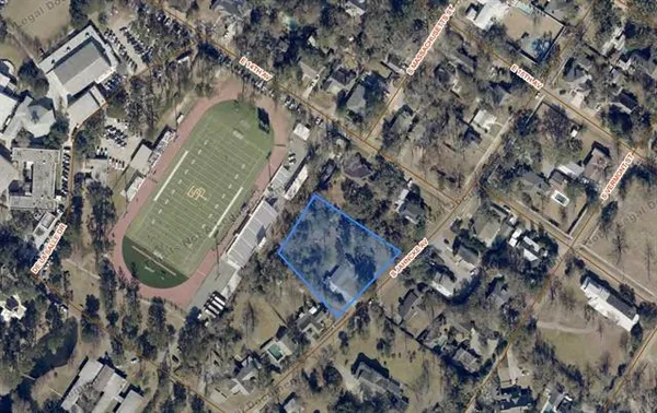 $1,100,000 | 819 South Jahncke Avenue, Covington, LA 70433