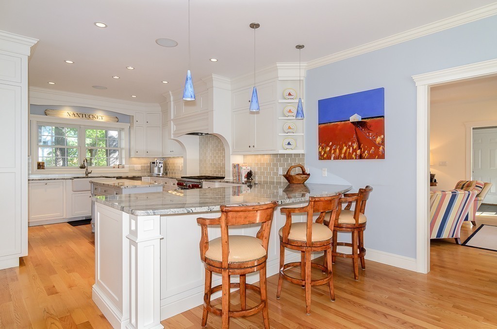 19 Pine Plain Road Wellesley, MA 02481 - Photo 7 of 22