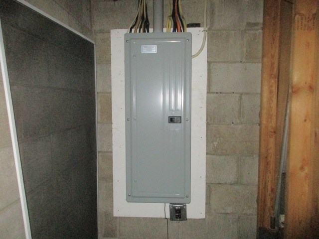 723 Burns Road Polk, PA 16342 - Photo 24 of 34 a view of elevator