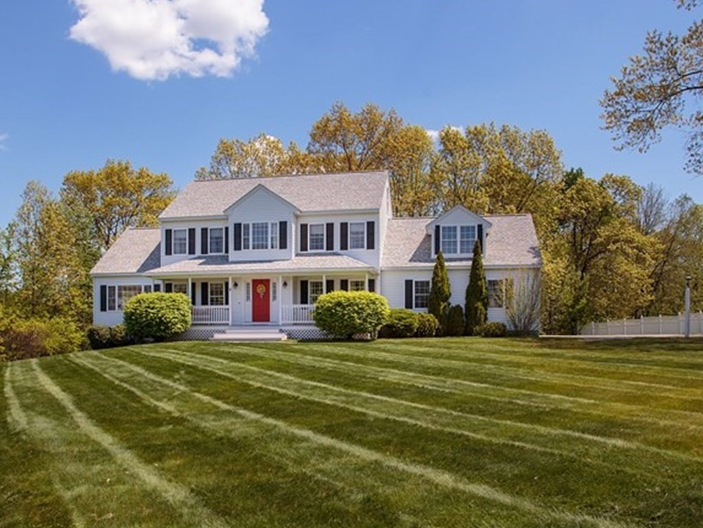 2 Chestnut Way Methuen, MA 01844 - Photo 1 of 39 Gallery Image 1