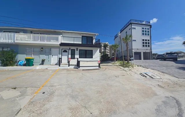 $2,500 | 32 Gulf Breeze Court, Destin, FL 32541