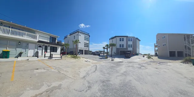 $2,500 | 32 Gulf Breeze Court, Destin, FL 32541