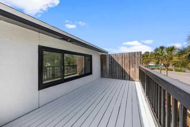 $2,500 | 32 Gulf Breeze Court, Destin, FL 32541