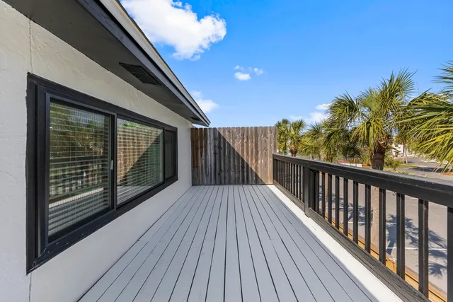 $2,500 | 32 Gulf Breeze Court, Destin, FL 32541