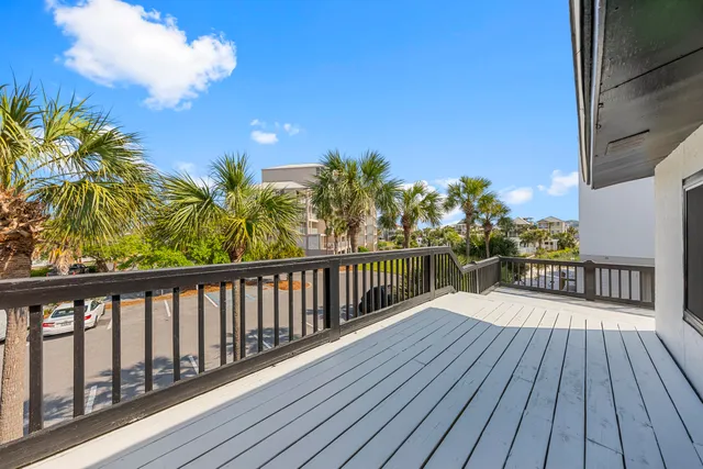 $2,500 | 32 Gulf Breeze Court, Destin, FL 32541