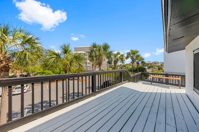 $2,500 | 32 Gulf Breeze Court, Destin, FL 32541