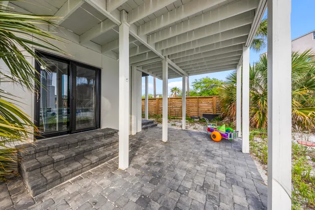 $2,500 | 32 Gulf Breeze Court, Destin, FL 32541