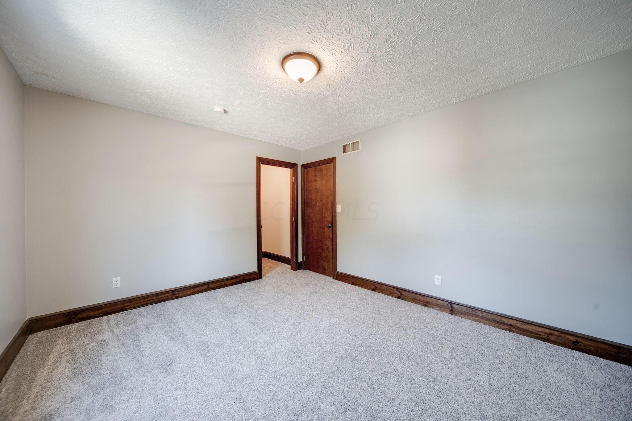 445 Rutherford Avenue Delaware, OH 43015 - Photo 14 of 20 38-web-or-mls-A7406775_6_7