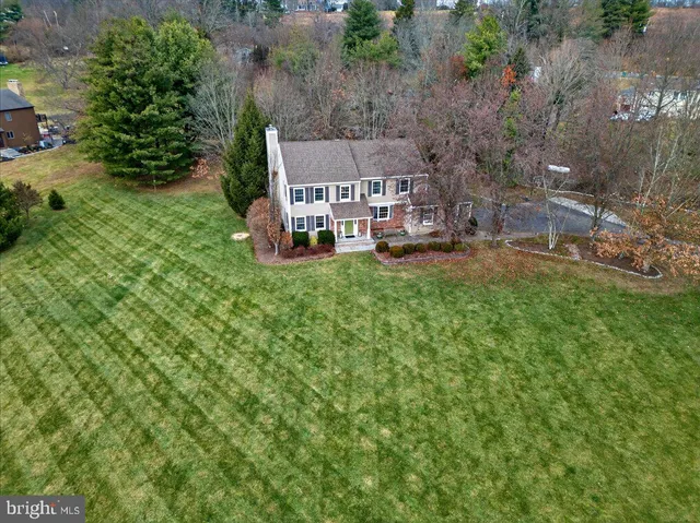 $925,000 | 5 Spring Hollow Drive, Hopewell, NJ 08525