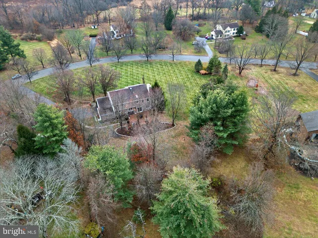 $925,000 | 5 Spring Hollow Drive, Hopewell, NJ 08525
