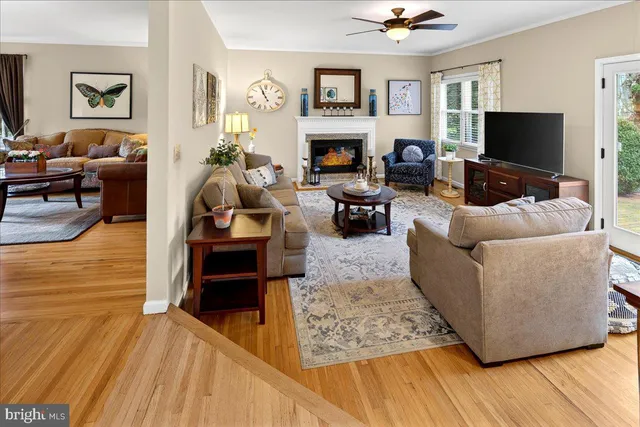 $925,000 | 5 Spring Hollow Drive, Hopewell, NJ 08525