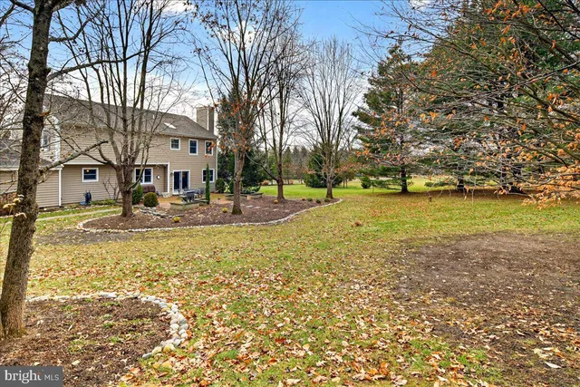 $925,000 | 5 Spring Hollow Drive, Hopewell, NJ 08525