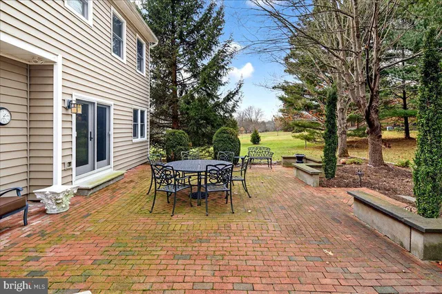 $925,000 | 5 Spring Hollow Drive, Hopewell, NJ 08525