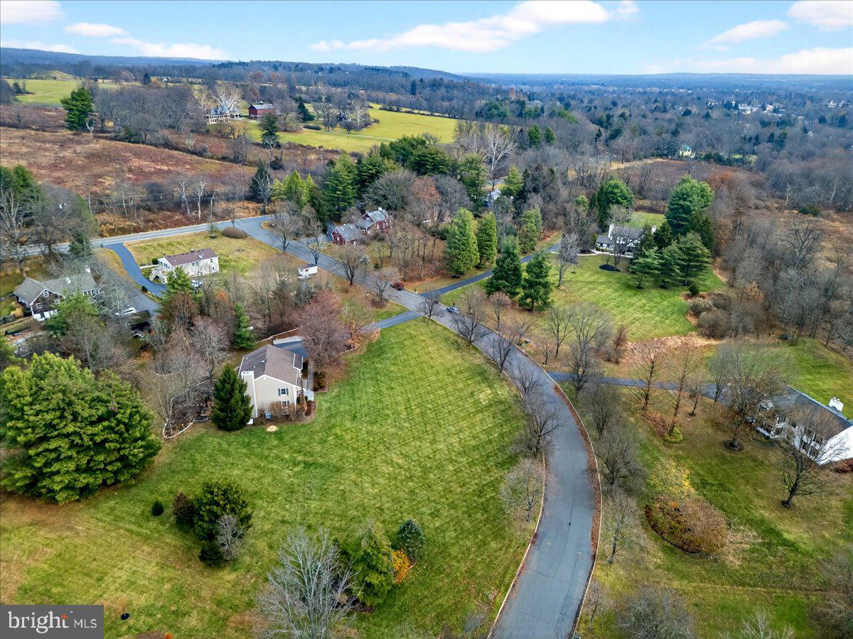 5 Spring Hollow Drive Hopewell, NJ 08525 - Photo 8 of 74