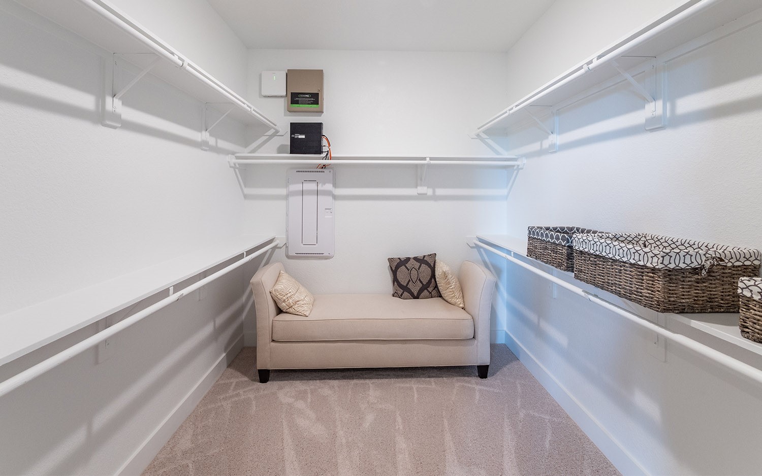 830 Aspen Bluffs Road Crosby, TX 77532 - Photo 14 of 23 a living room with a couch and white walls