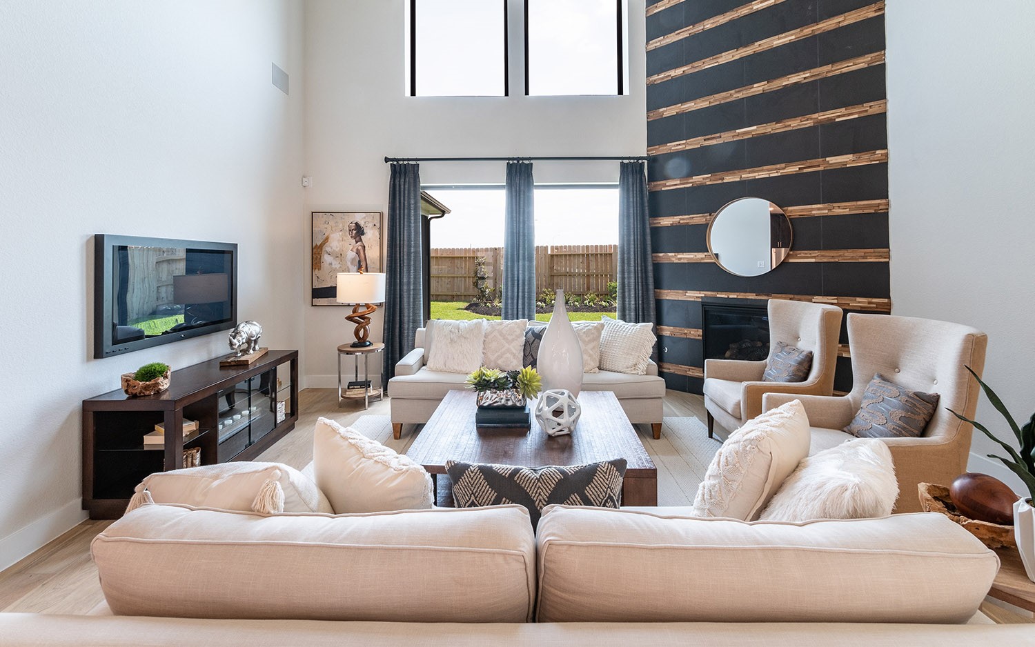 830 Aspen Bluffs Road Crosby, TX 77532 - Photo 9 of 23 a living room with furniture and a flat screen tv