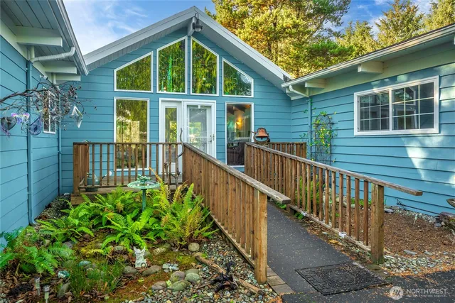 $500,000 | 18 Sunset Boulevard, Ocean Shores, WA 98569