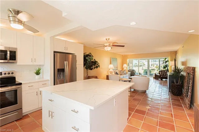 $3,695 | 325 Charlemagne Boulevard, Unit A108, Naples, FL 34112