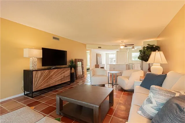 $3,695 | 325 Charlemagne Boulevard, Unit A108, Naples, FL 34112