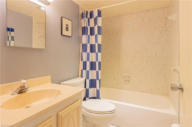 $3,695 | 325 Charlemagne Boulevard, Unit A108, Naples, FL 34112