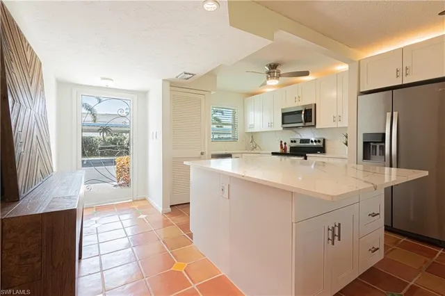 $3,695 | 325 Charlemagne Boulevard, Unit A108, Naples, FL 34112