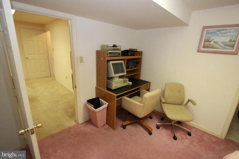 10 Autumn Ridge Court Silver Spring, MD 20906 - Photo 19 of 23