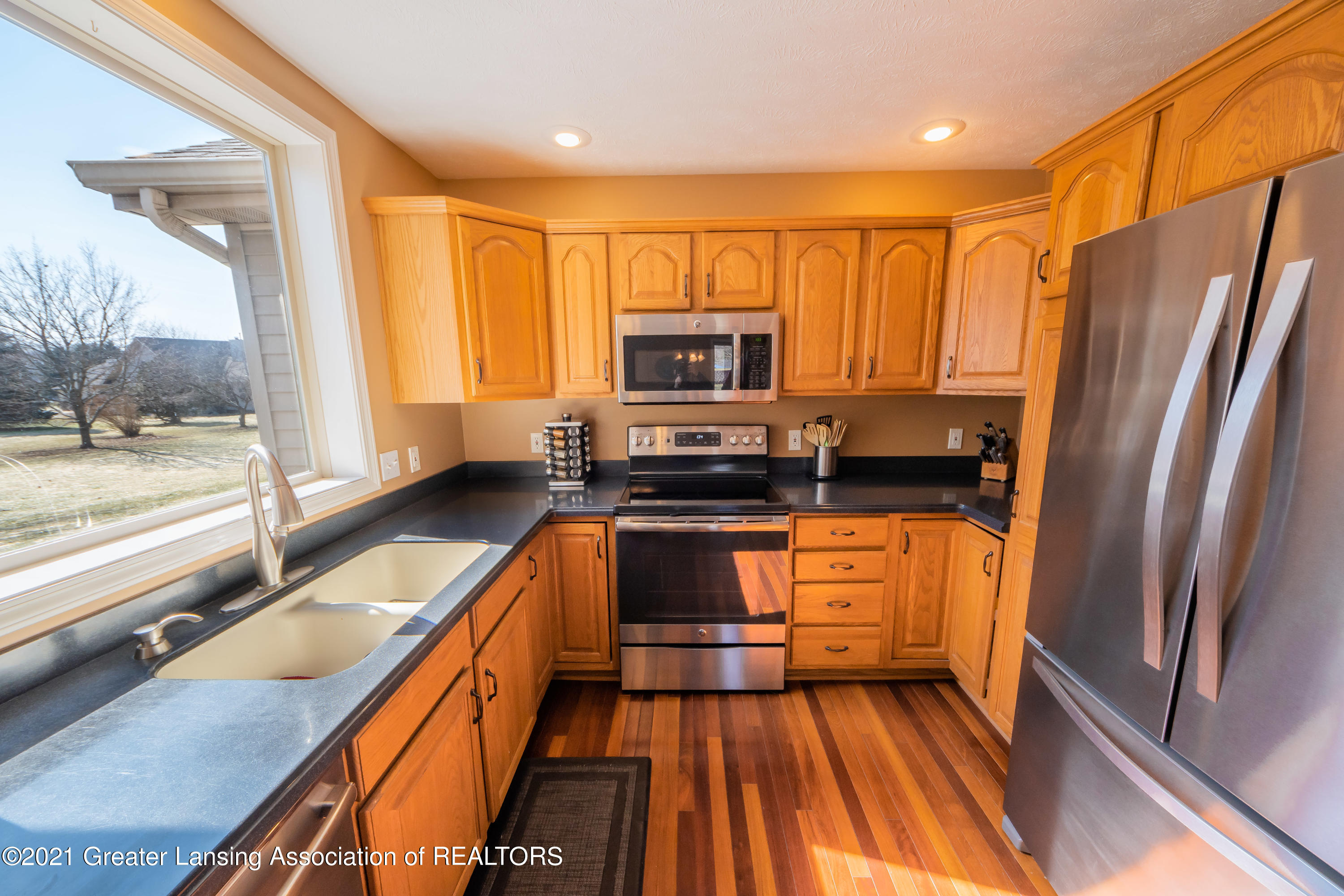3893 Sandhill Road Lansing, MI 48911 - Photo 6 of 55 Sandhill-7