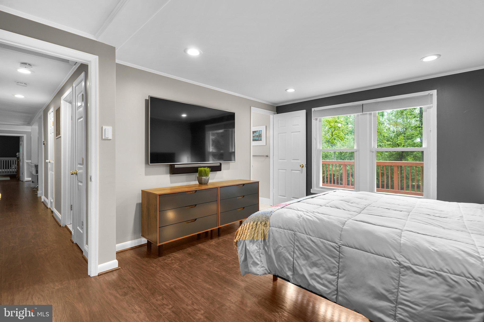 15501 Radwick Lane Silver Spring, MD 20906 - Photo 18 of 37 Primary suite