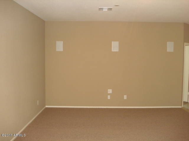 4261 East Bonanza Road Gilbert, AZ 85297 - Photo 4 of 6 Great room