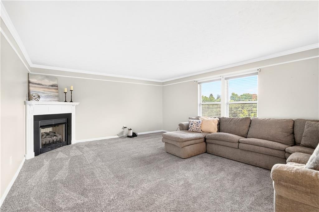 505 Blue Ridge Drive Coraopolis, PA 15108 - Photo 6 of 49 Gallery Image 6