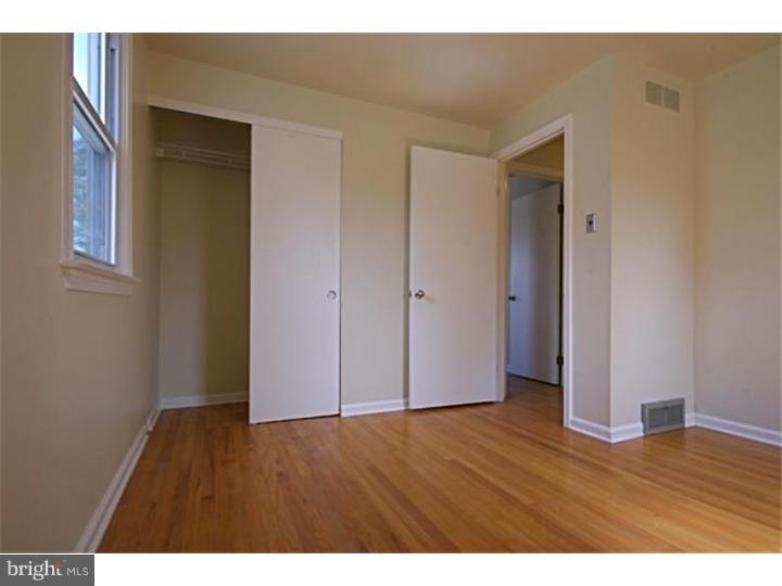 413 South Devon Avenue Wayne, PA 19087 - Photo 12 of 15 Bedroom 3