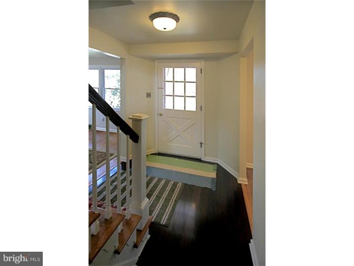 413 South Devon Avenue Wayne, PA 19087 - Photo 14 of 15 Foyer