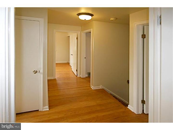 413 South Devon Avenue Wayne, PA 19087 - Photo 10 of 15